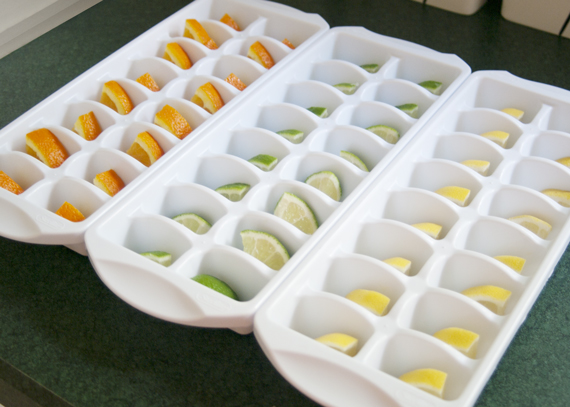 Sterilite-DisposalCubes-Step1