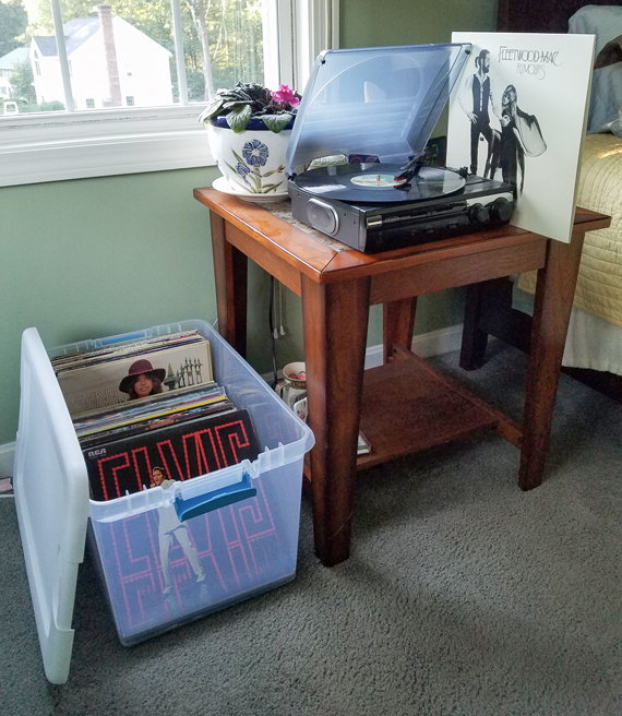 RecordPlayer-LatchBox