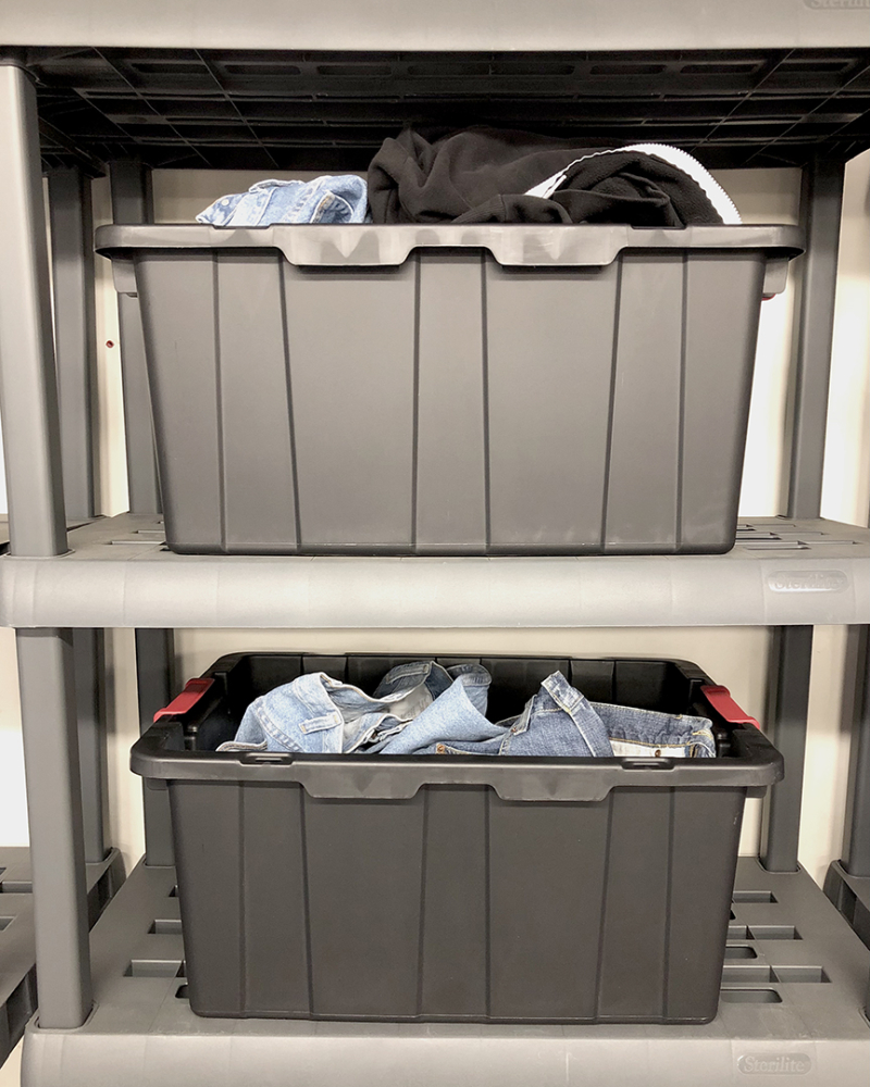 1464-2-Clothing