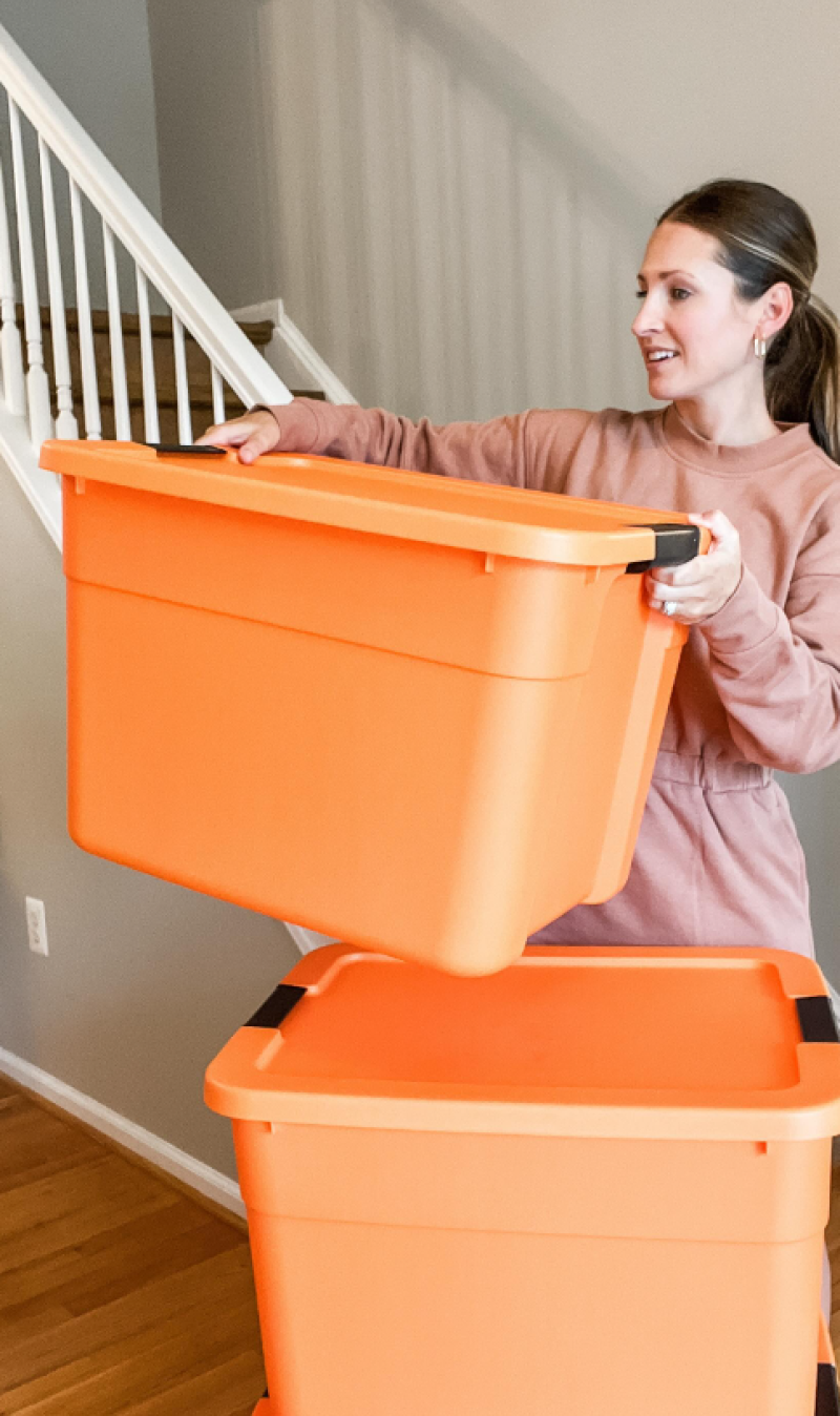 1517- In Use-Orange2024